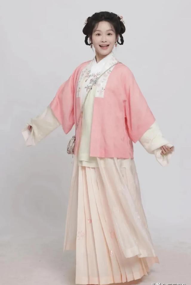 昂斯堡表现欠佳，面对困境需要团结一致的简单介绍