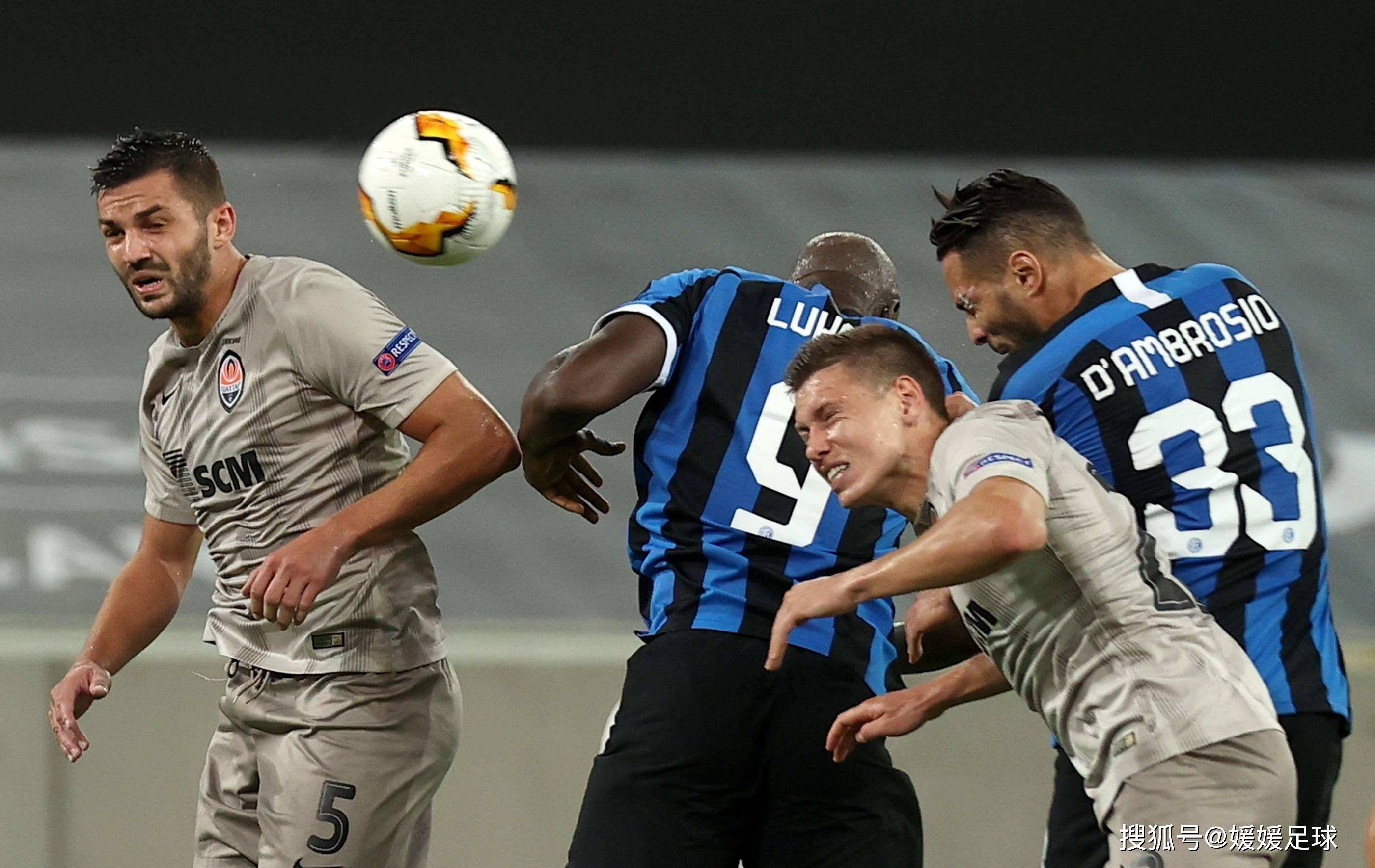 包含斯洛文尼亚联赛：马里博尔晋级冠军组的词条