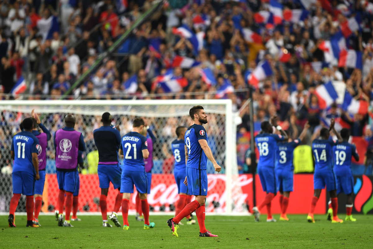 英格兰队与克罗地亚队交锋，双方实力不相上下的简单介绍