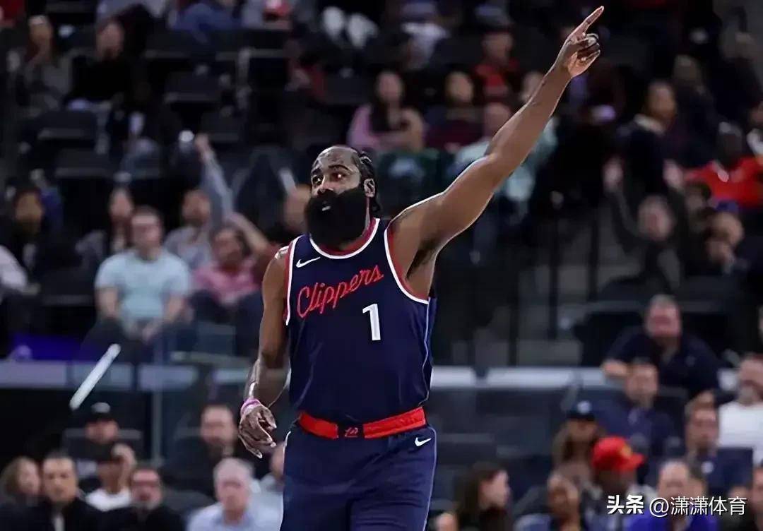 快船逆转国王，荣登五连胜