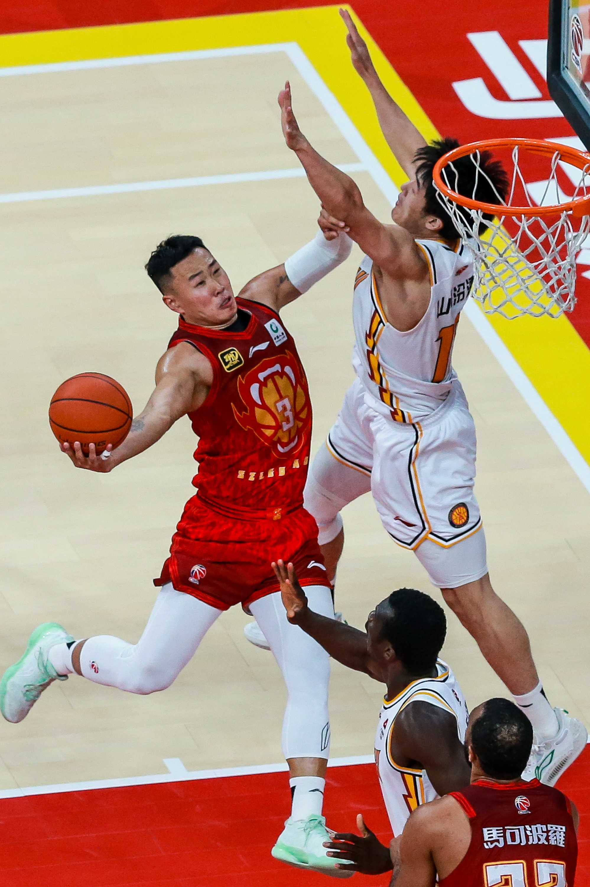 主场加油!CBA球队首战备战全力,冲刺新季的简单介绍 主场加油!CBA球队首战备战全力,冲刺新季的简单介绍